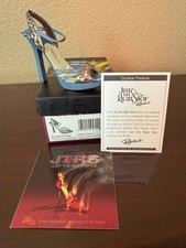 2006 Just the Right Shoe by Raine “Crystal Palace” Mini Shoe Figurine NEW picture