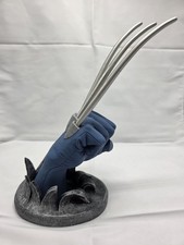 Creative License Wolverine Claw Statue / Pen Set #368, Limited Edition Rare picture