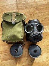 WW2 1943 Canadian Army Light anti gas respirator  W Carrier / 2x Cans picture