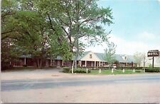 Stratmore Motel, Lawrenceburg, Kentucky - c1960s Chrome Postcard picture