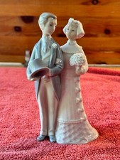 Lladro Porcelain Figurine Husband and Wife Wedding Day Bouquet C-11M #4808 picture