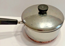 Vintage 1801 Revere Ware 2 Quart Copper Bottom Saucepan With Lid picture