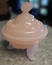 VTG Westmoreland Argonaut Shell Covered Candy Dish Bowl Semi-Opaque Pink Glass picture