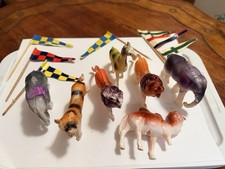 🎪Vintage 1960s Celluloid Circus Animal Straw/Cake Toppers and  Flag Lot 🎪 picture
