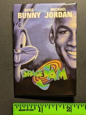 Vintage Michael Jordon Bugs Bunny SpaceJam Movie Pinback Pin picture