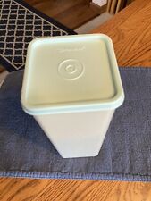 Vintage Tupperware Cheese/Cracker container with tray 1697-2, 1698-9 and 1696-5 picture