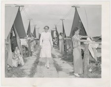 Nurse Female WAC Roosevelt Hospital NYC WWII Woman Combat 1942 Photo J15091 picture