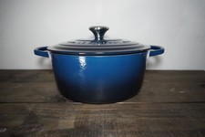 Le Creuset Nuit Signature 5 1/2-Qt Round Dutch Oven picture