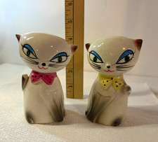 Vintage Tilso., Japan, big eyed cat original foil labels hand painted 4 inch picture