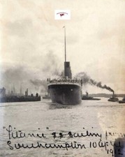 RMS TITANIC SAILING, SOUTHAMPTON APRIL 10, 1912 BEAUTIFUL REPRINT picture