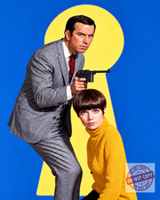 Don Adams & Barbara Feldon Get Smart 8x10 Reprint picture
