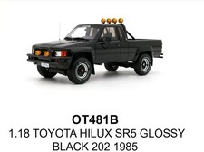 Otto Mobile OT481B Toyota Hilux SR5 Glossy Black resin 1:18 scale model car picture