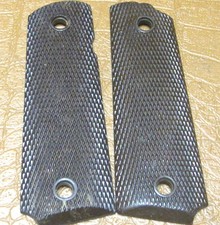 M1911 A1 45 ACP Bakelite grips from WW2 picture