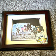2 astronaut Jim Irwin, autographs Apollo 15 US space moon landing Christian rare picture