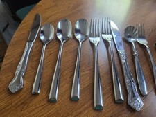 9 piece flatware heavy stainless Cambridge and oneida excellent condition  picture