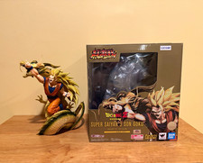 Bandai Figuarts ZERO Dragon Ball Z Super Saiyan 3 Son Goku Dragon Fist Figure picture