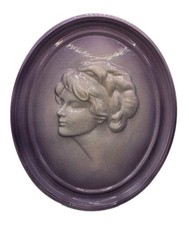VINTAGE IRMA G. DUNCAN Ceramic Cameo Oval Wall Plaque, Purple & White Circa 1975 picture