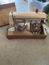 Vintage Kresge Newark 134 Automatic Zig Zag Sewing Machine Japan WORKS w/ Case picture
