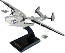 USN Glenn L. Martin PBM-5 Mariner Flying Boat WWII Desk Model 1/72 SC Airplane picture