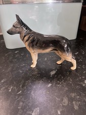 Vintage 1983 Ulrica of Brittas Alsatian dog Beswick  England  collectors’  item  picture
