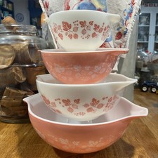 Vtg Pryex Pink Gooseberry Cinderella Bowls Set Of 4 Mixing Bowls GREAT CONDITION picture