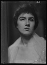 Photo:Florence Rand Portrait Photograph 1900s Woman Studio Headshot picture
