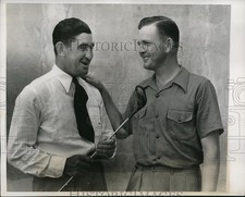 1939 Press Photo Philadelphia Mickey Cochrane & Sam Byrd at Natl Golf Open picture