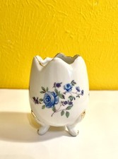 Arco Cracked Egg Porcelain. Made In Japan. Easter Trinket Vase. Footed Roses. picture