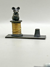 Redl Vienna Bronze Thimble Holder *Mouse on Spool of gold thread