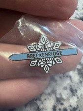 BRECKENRIDGE Snowflake Vintage Ski Resort Travel Souvenir Lapel Hat Pin Colorado picture