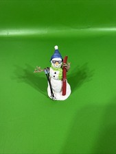 Cute Skiing Snowman 2.5