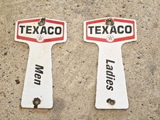 2 VINTAGE TEXACO PORCELAIN SIGN BATHROOM KEY FOB BATHROOM 6
