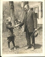 1925 Press Photo Col. John C. Coolidge greeted by Everett Blanchard at Plymouth picture