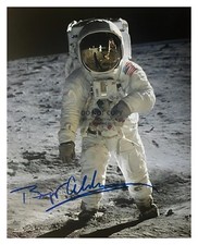 BUZZ ALDRIN APOLLO 11 ASTRONAUT ON THE MOON AUTOGRAPHED 8X10 NASA PHOTO picture