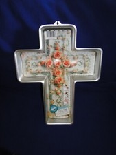 New Vintage Wilton Cross Cake Pan with instruction booklet 2105-2509 picture