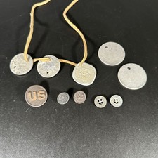 VTG Lot of WWI US Army Enlisted Soldier Collectors Memorabilia Dog Tags Buttons picture