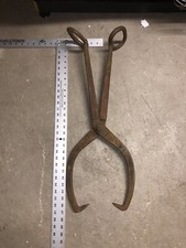Vintage Warren 1 Man Cast Iron Railroad Tie Rail Timber Log Wood Tongs picture