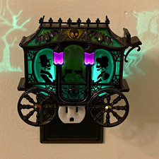 Bath and Body Works Wallflower Halloween Wall Plug-In Night Light Carriage picture