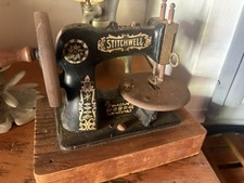 Singer Vintage Cast Iron Stitchwell Toy Child's Size Hand-Crank Sewing Machine picture