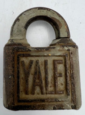 REDUCED -  Antique Yale & Towne Mfg. Co Padlock  - No Key picture