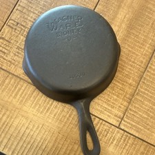Wagner Ware No. 3 Cast Iron Frying Pan Skillet Long Handle 1053Q Sidney -0 picture