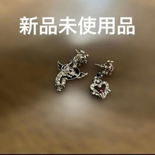 Sailor MoonAnna Sui Collaboration Pluto Saturn Earrings picture