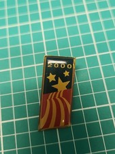 Vtg 2000 🇺🇸  Made In Usa Gold Tone Lapel Pin picture