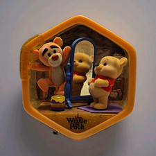 Disney Winnie the Pooh Honeycomb Homes  - Pooh, Tigger And The Mirror picture
