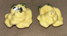 Vtg Sylvan's Ceramic Yellow Rose Salt & Pepper Shaker Set California picture