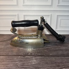 Vintage GE Hotpoint Iron 115V 575W Cat No 139P161 Antique Laundry Appliance picture