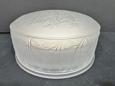 Lalique Crystal Chevrefeuille Powder Dresser Box Numbered Edition MINT picture