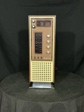 Vintage Magnavox Tower Radio Alarm Clock picture