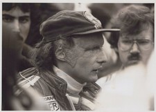 Niki Lauda F1 Grand Prix paddock scene Europe 1980s - Himes Estate Photo picture