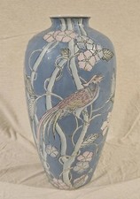 Vintage WBI Mid 20th Century Enamel Porcelain Hand Painted Chinese Vase picture